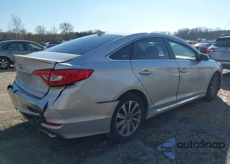2015 Hyundai Sonata Sport z USA, uszkodzony, nr VIN 5NPE34AF4FH043324